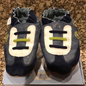 Robeez Infant Soft Sole Shoes 12-18 mos